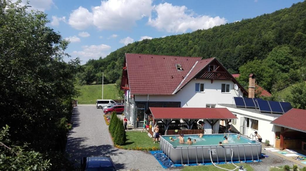Olimpia Villa Tibod エクステリア 写真