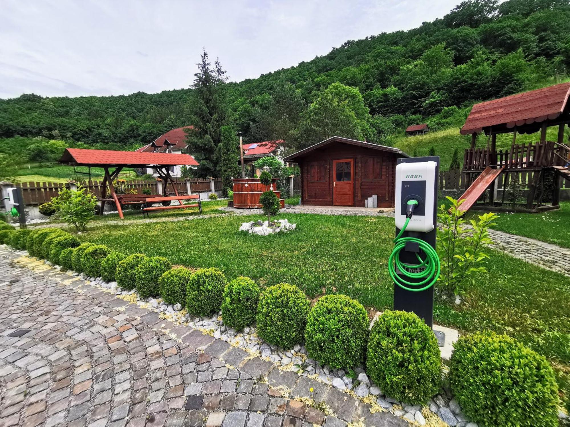 Olimpia Villa Tibod エクステリア 写真